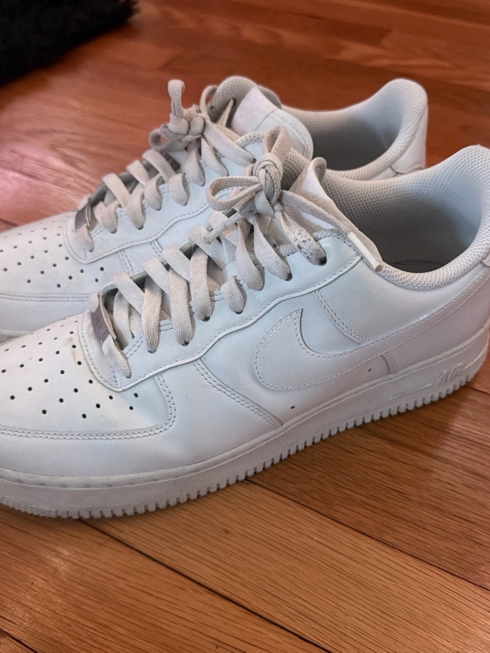 Nike Air Force 1 White Men's Low-Top Leather Sneakers